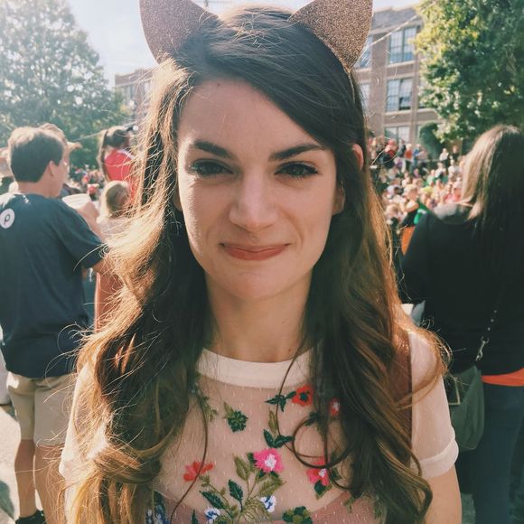 Meet your Posher, Rhea - Picture 1 of 1